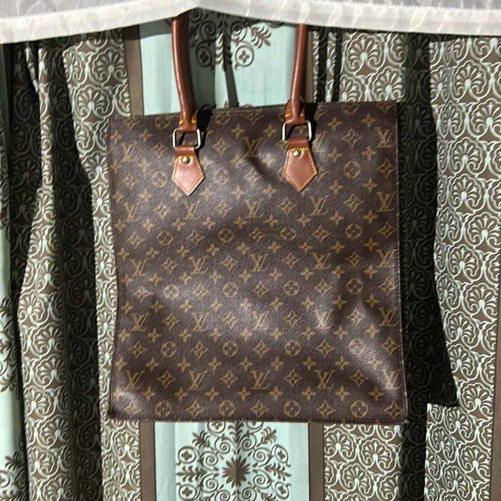 Louis Vuitton Hand bag